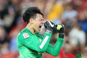 爱游戏关于里程碑夜！山东泰山门线救险，中超转会期刷纪录，压力陡增，数据趋势出现新变化的信息