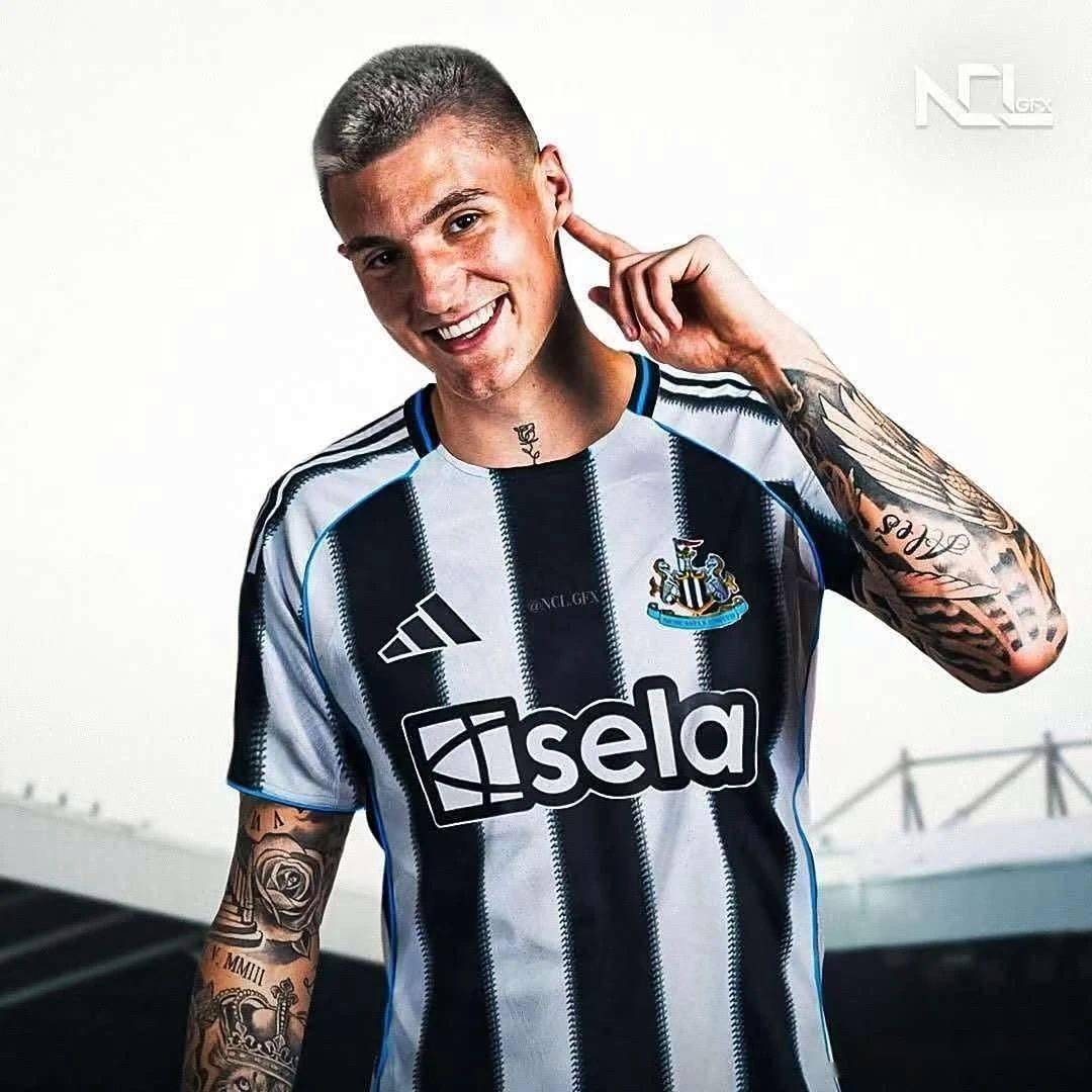 关于纽卡斯尔迎欧冠关键赛，转会期回应争议，引发热议，球队文化再被提及的信息