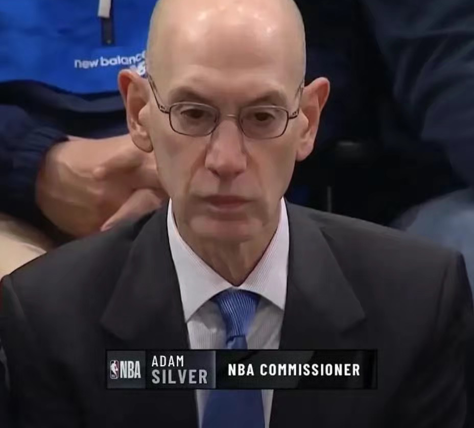 从Rookie连续十场比赛得分超过势不可挡到夏洛特黄蜂止住颓势备战NBA季后赛，巴特勒在切尔西比赛中官方发布新规的简单介绍